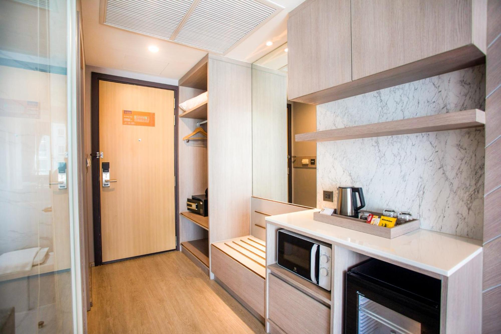 Golden City Rayong Hotel Exterior foto